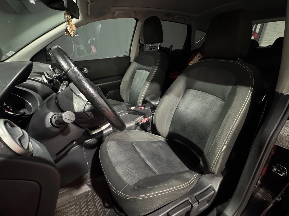 Nissan Qashqai - photo 10