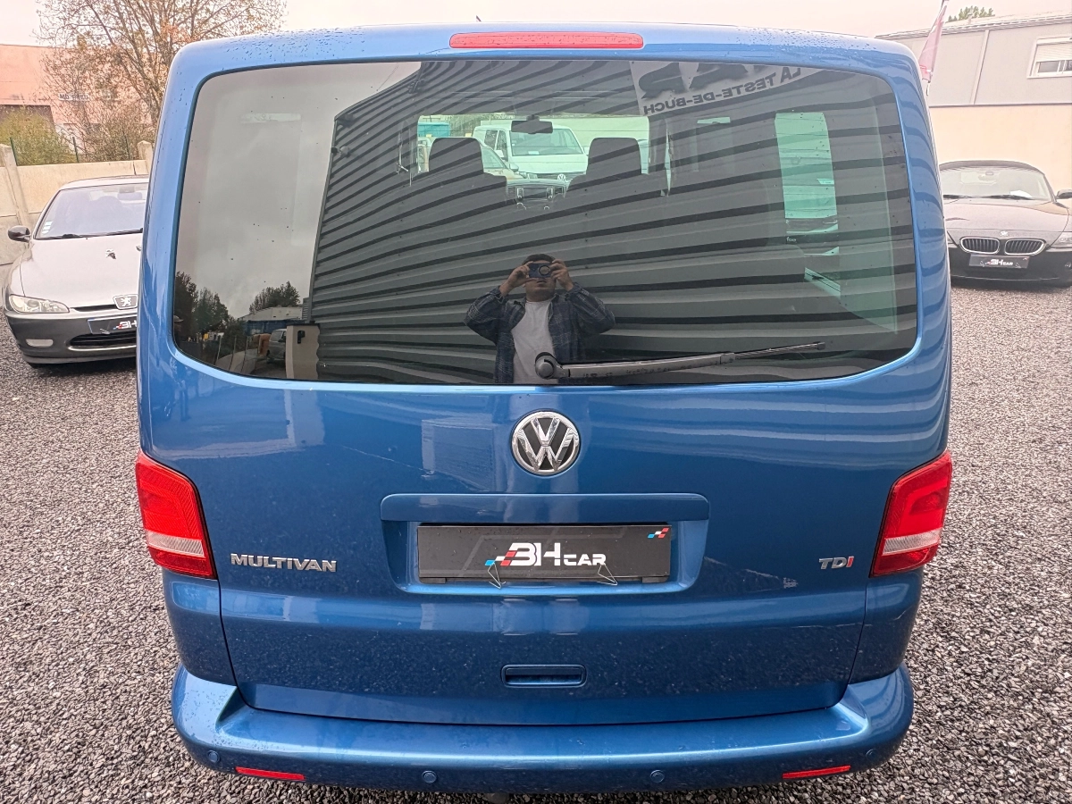 Volkswagen Multivan - photo 5