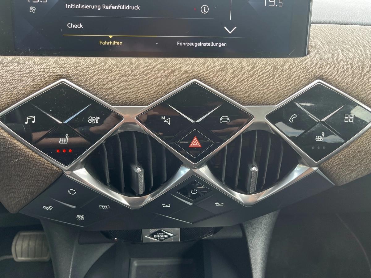 Ds Automobiles Ds 3 Crossback 1.2 PURETECH 155 SOCHIC BVA
