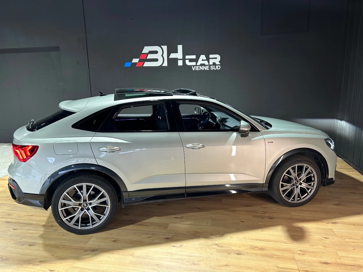 Audi Q3 - photo 7