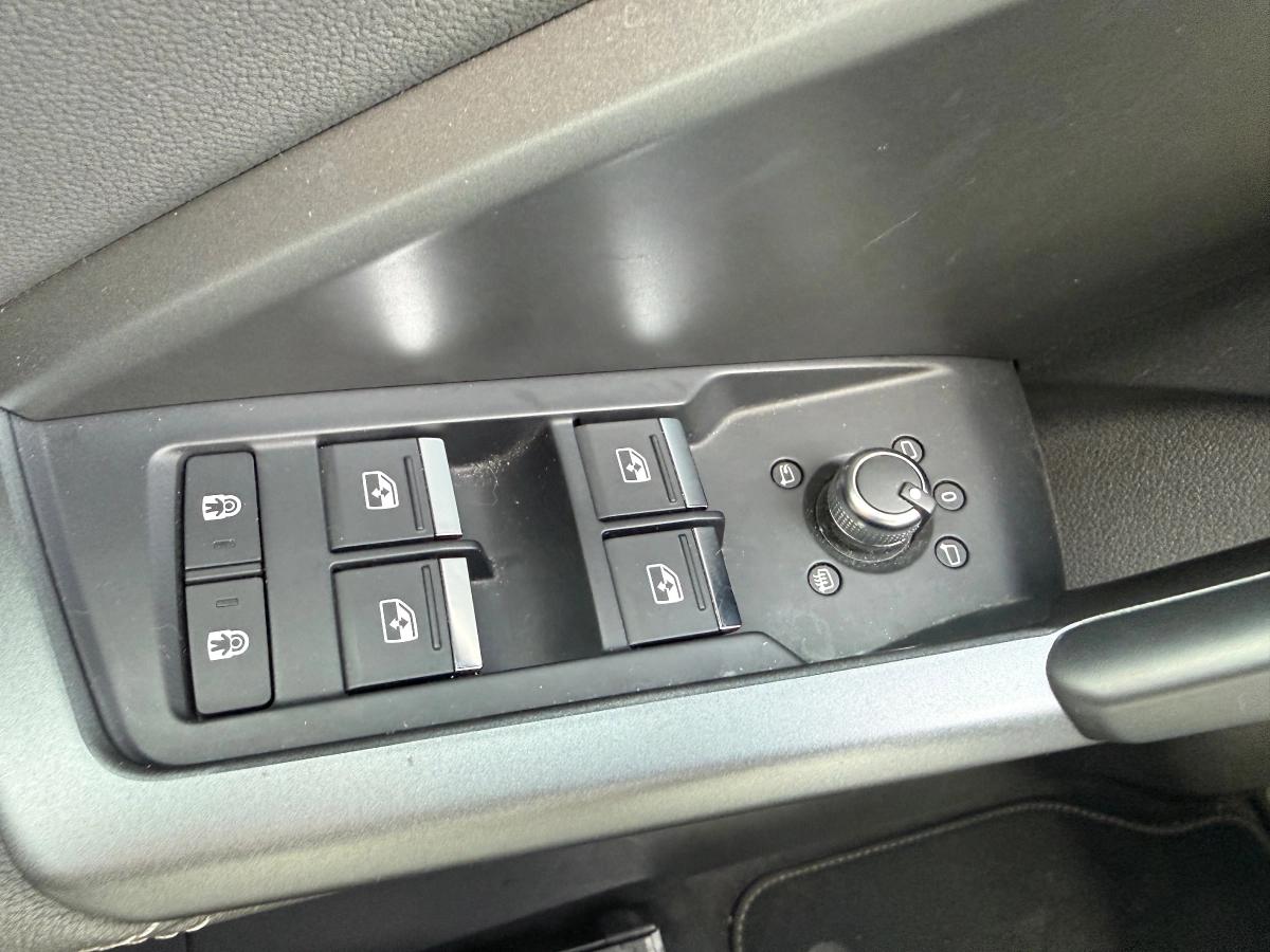 Audi Q3 1.5 35 TFSI 150 S-LINE S-TRONIC BVA
