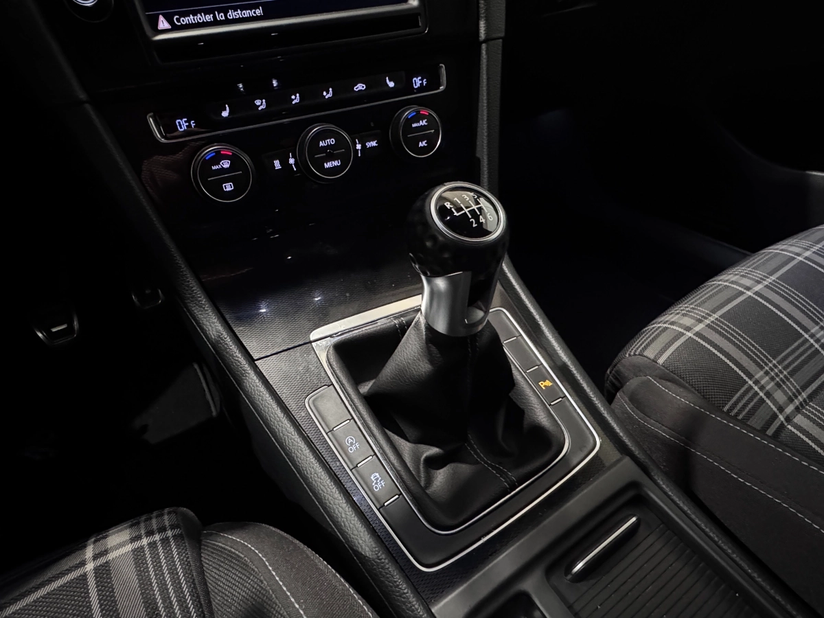 Volkswagen Golf - photo 22