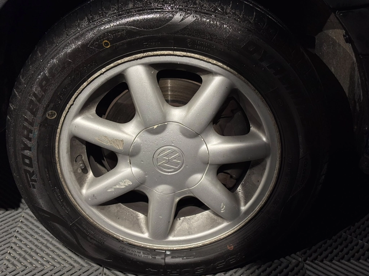 Volkswagen Golf - photo 28