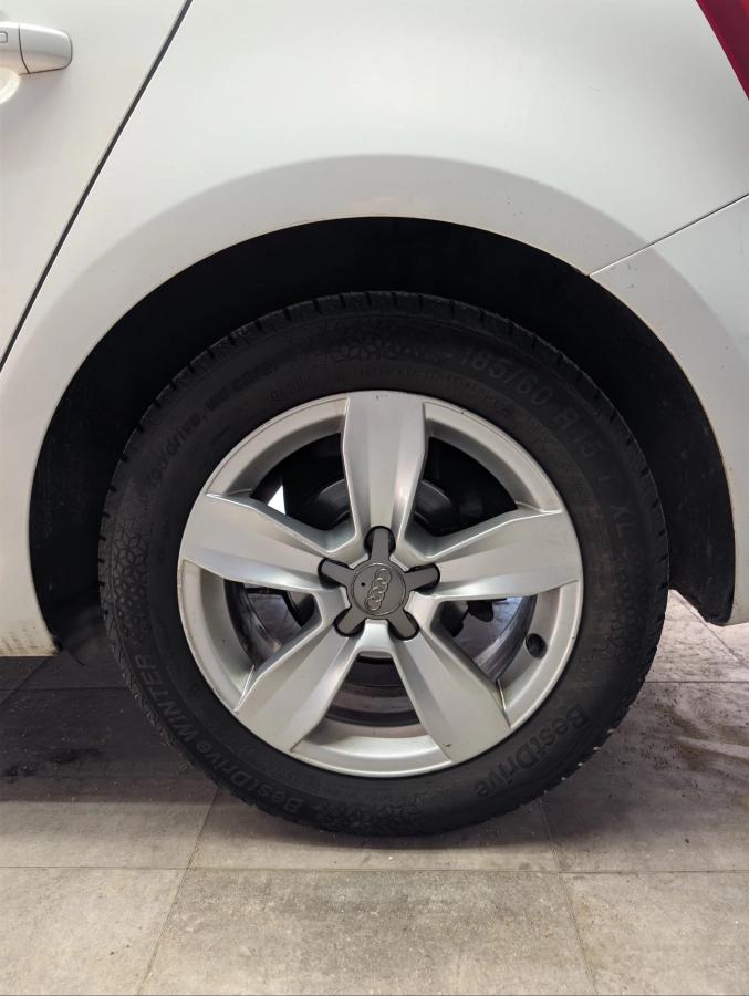 Audi A1 SPORTBACK 1.6 TDI 115 BUSINESS LINE