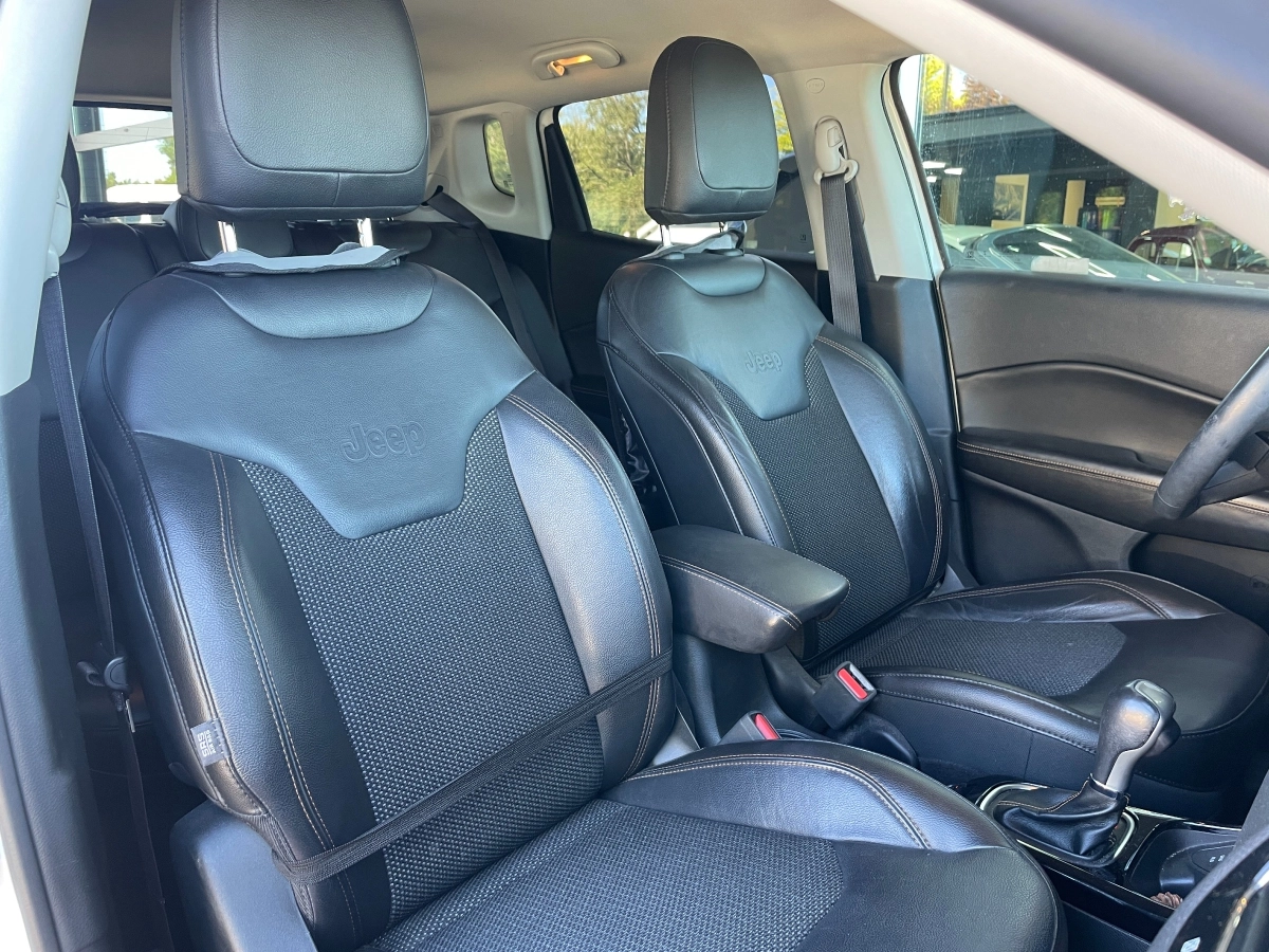 Jeep Compass - photo 12