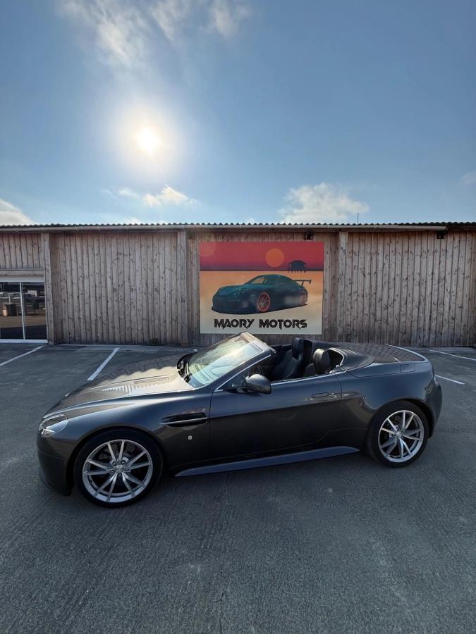 Aston Martin V8 Vantage