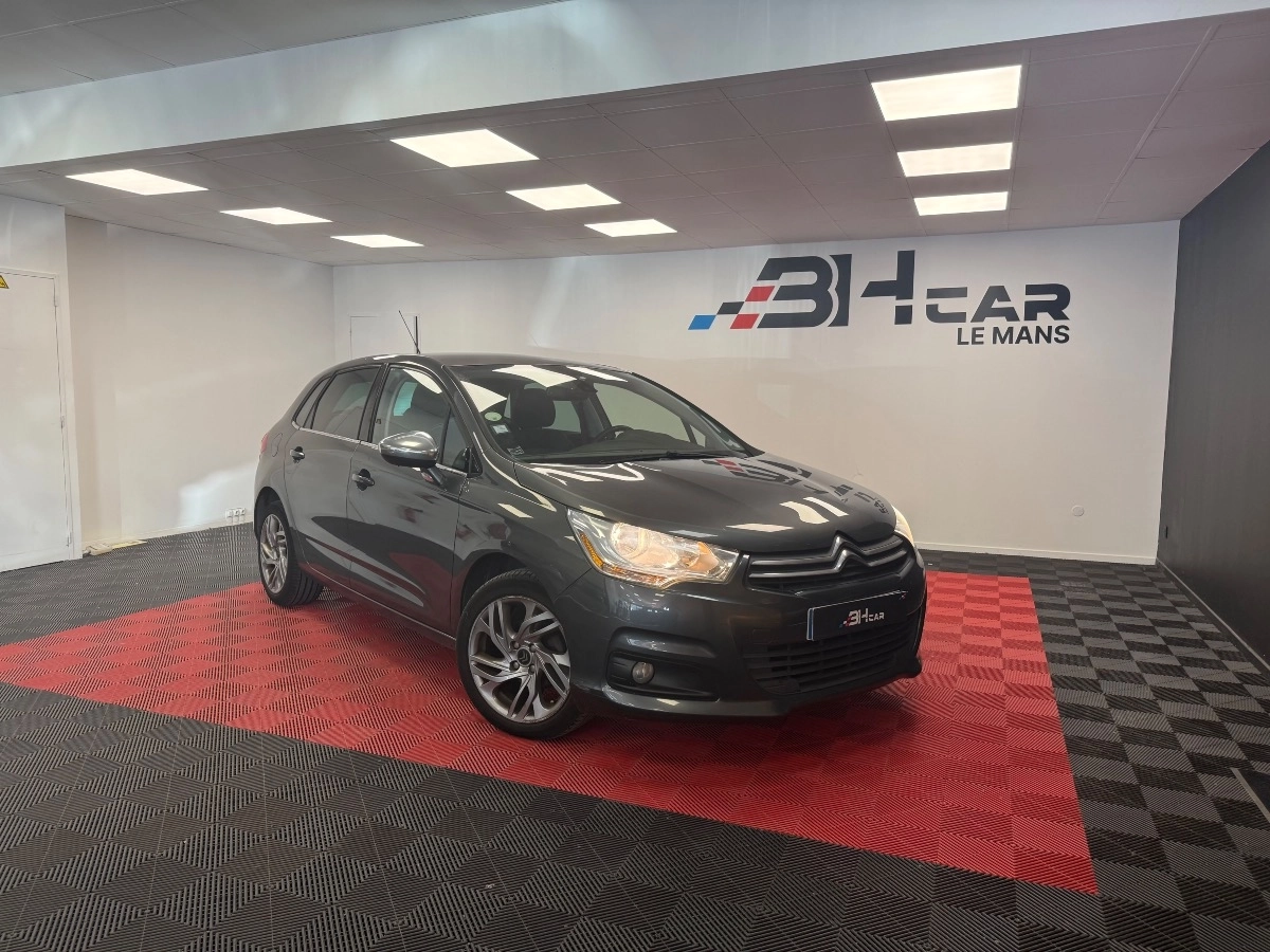 Citroen C4 - photo 2