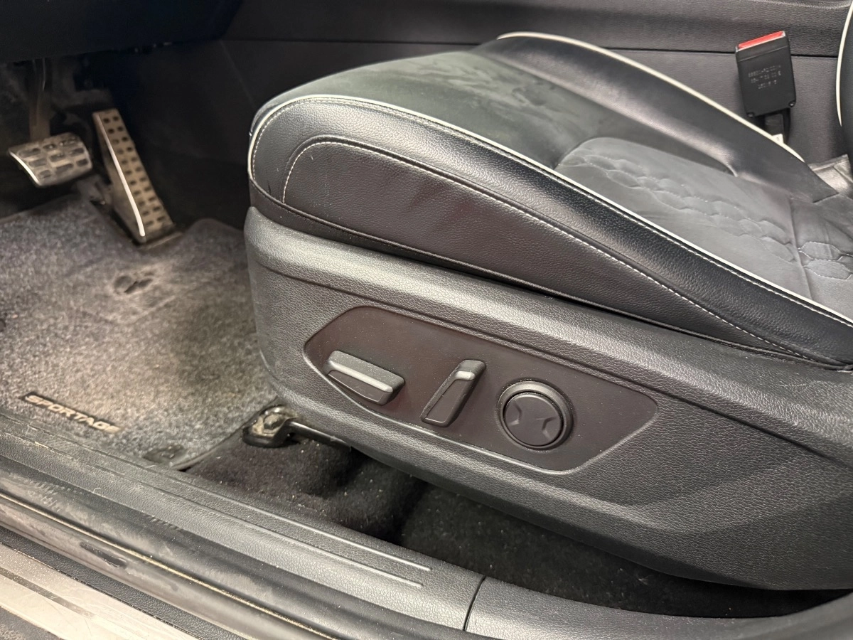 Kia Sportage - photo 12