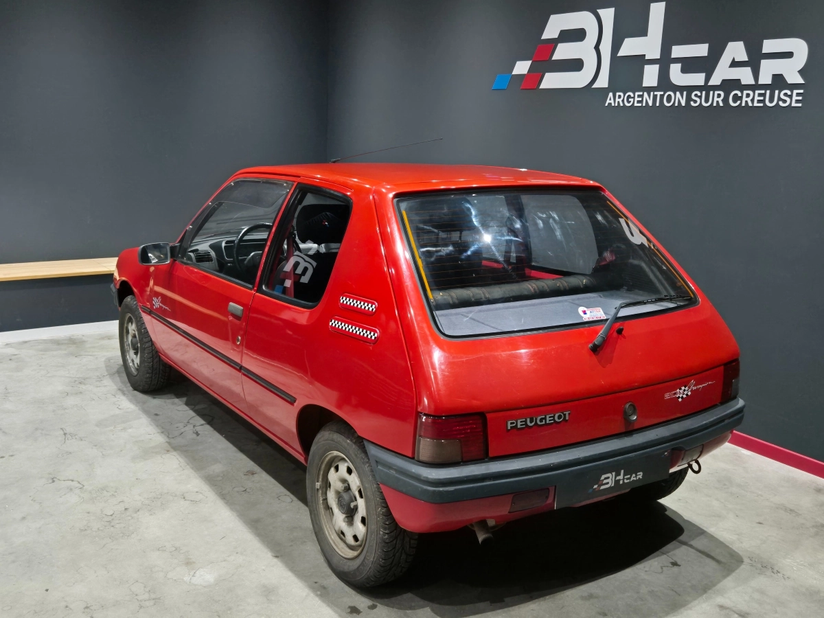 Peugeot 205 - photo 8