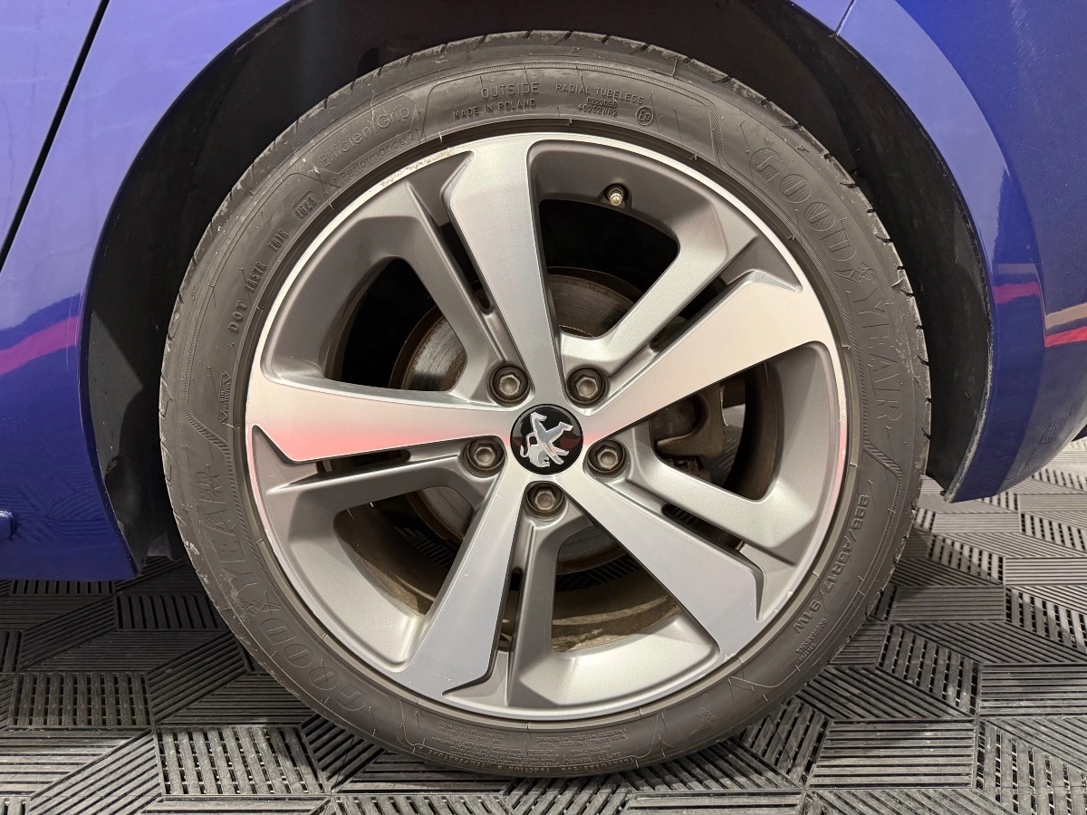 Peugeot 308 - photo 34