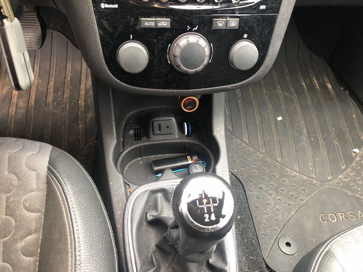 Opel Corsa - photo 13