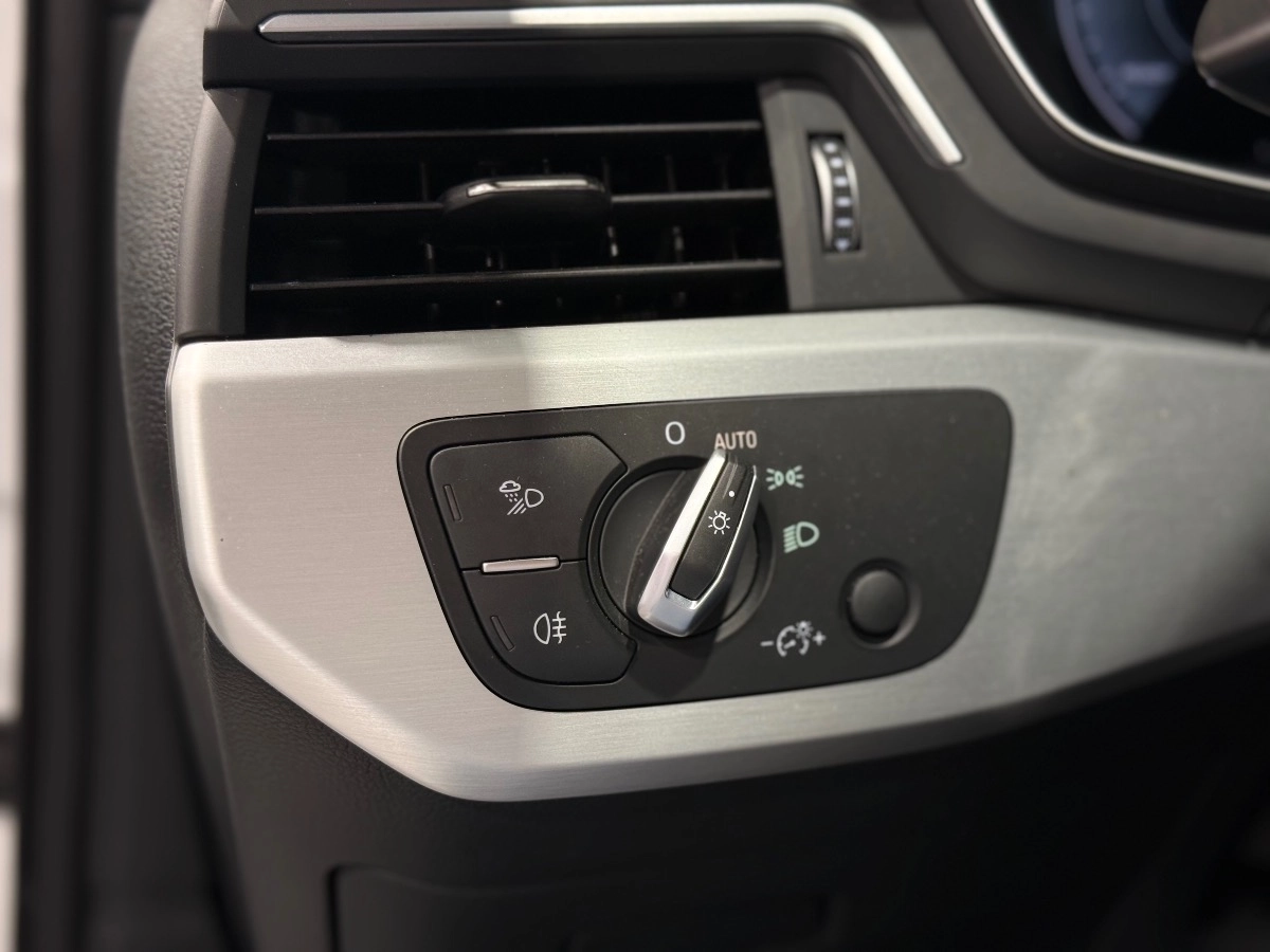 Audi A4 - photo 15