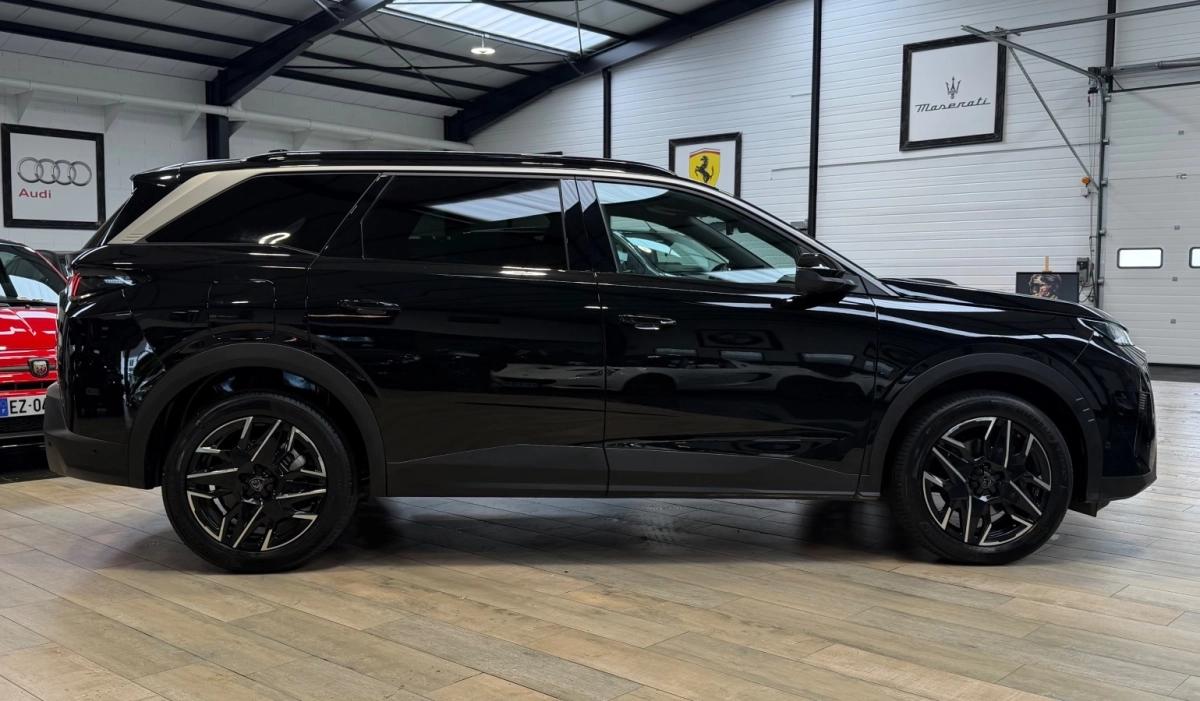 PEUGEOT 5008 GENERATION-III 1.2 135 MHEV HYBRID E-DSC6 - FINITION ALLURE - 1ERE MAIN - TVA RECUPERABLE