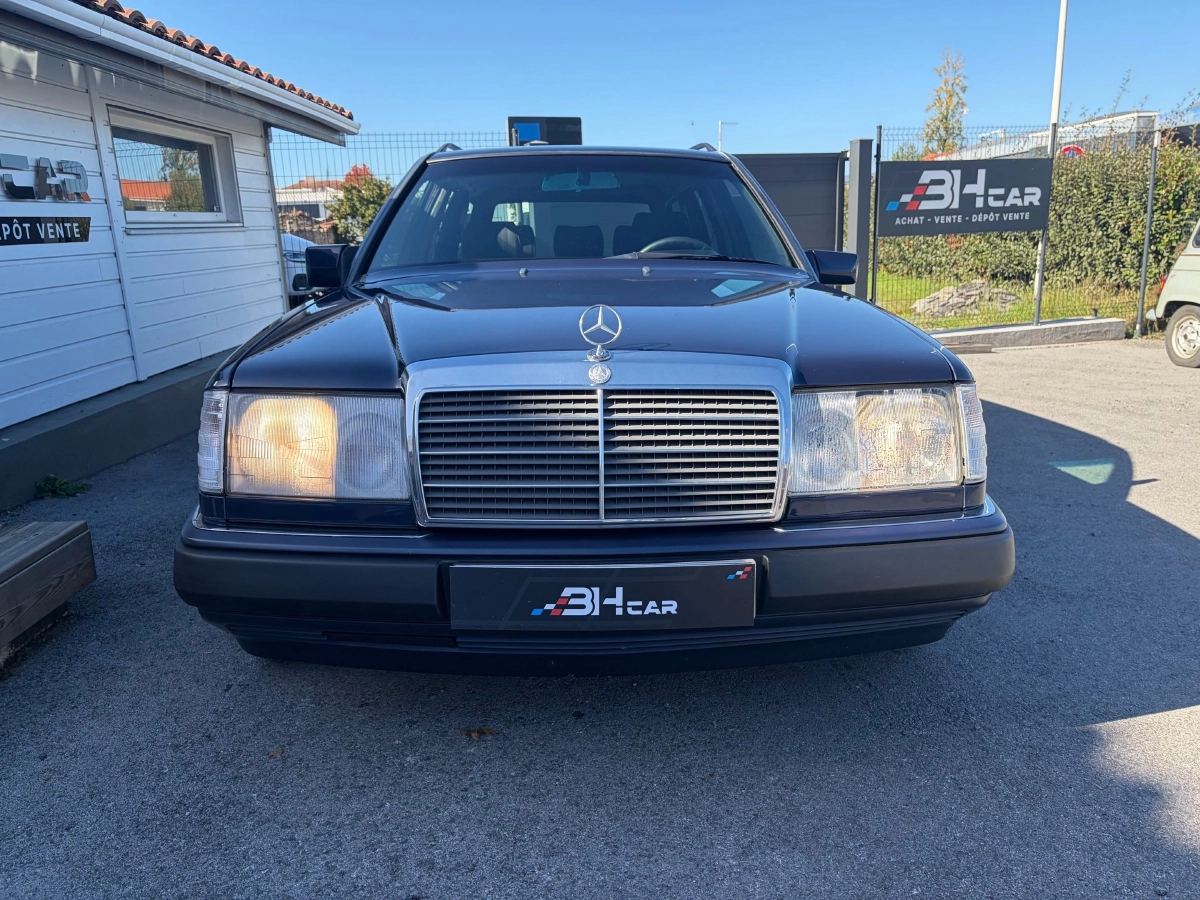 Mercedes-Benz 250D - photo 2