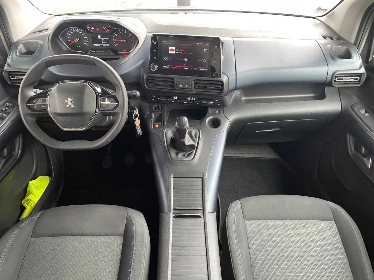 Peugeot Rifter - photo 9