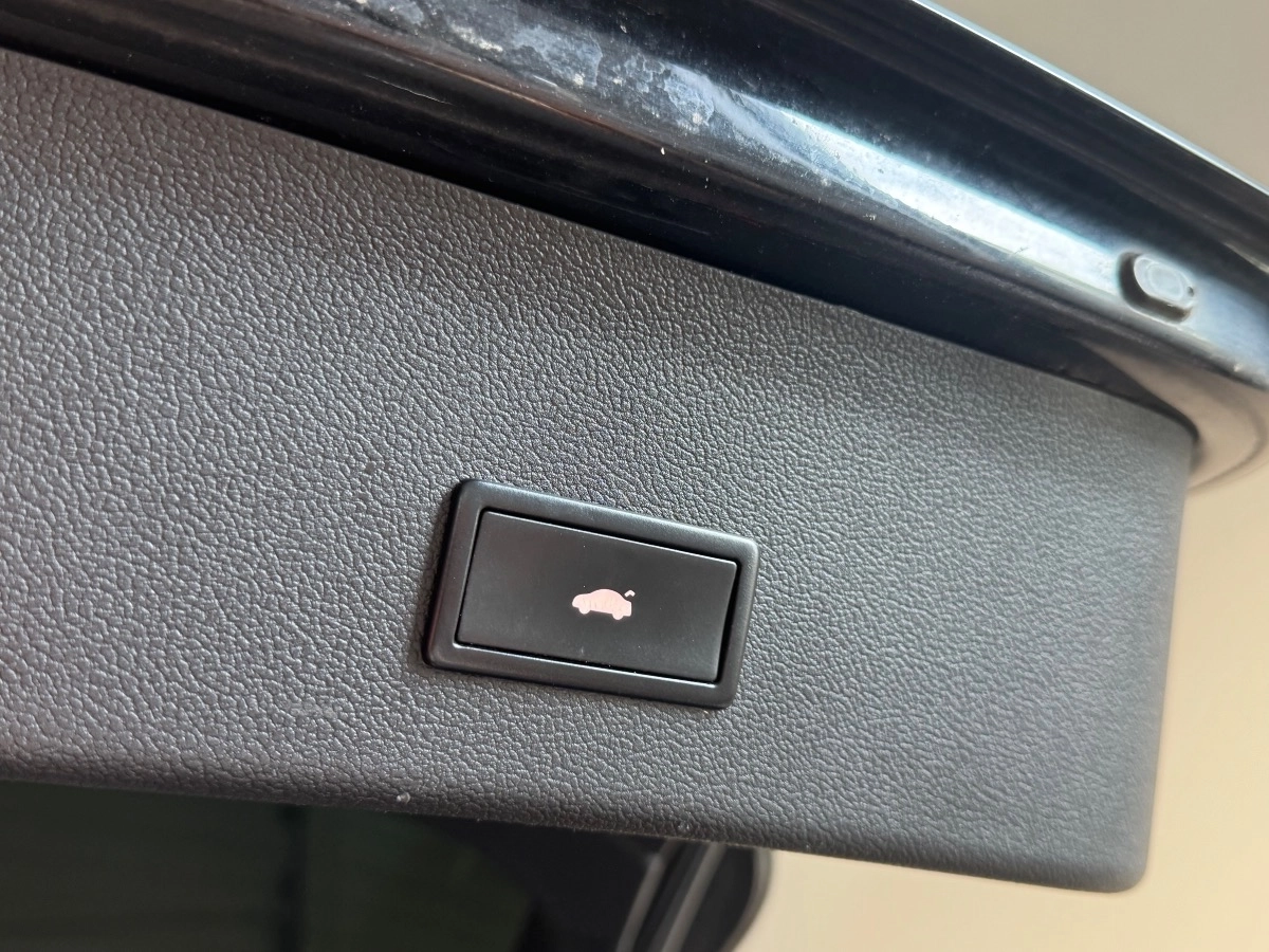 Audi A4 - photo 14