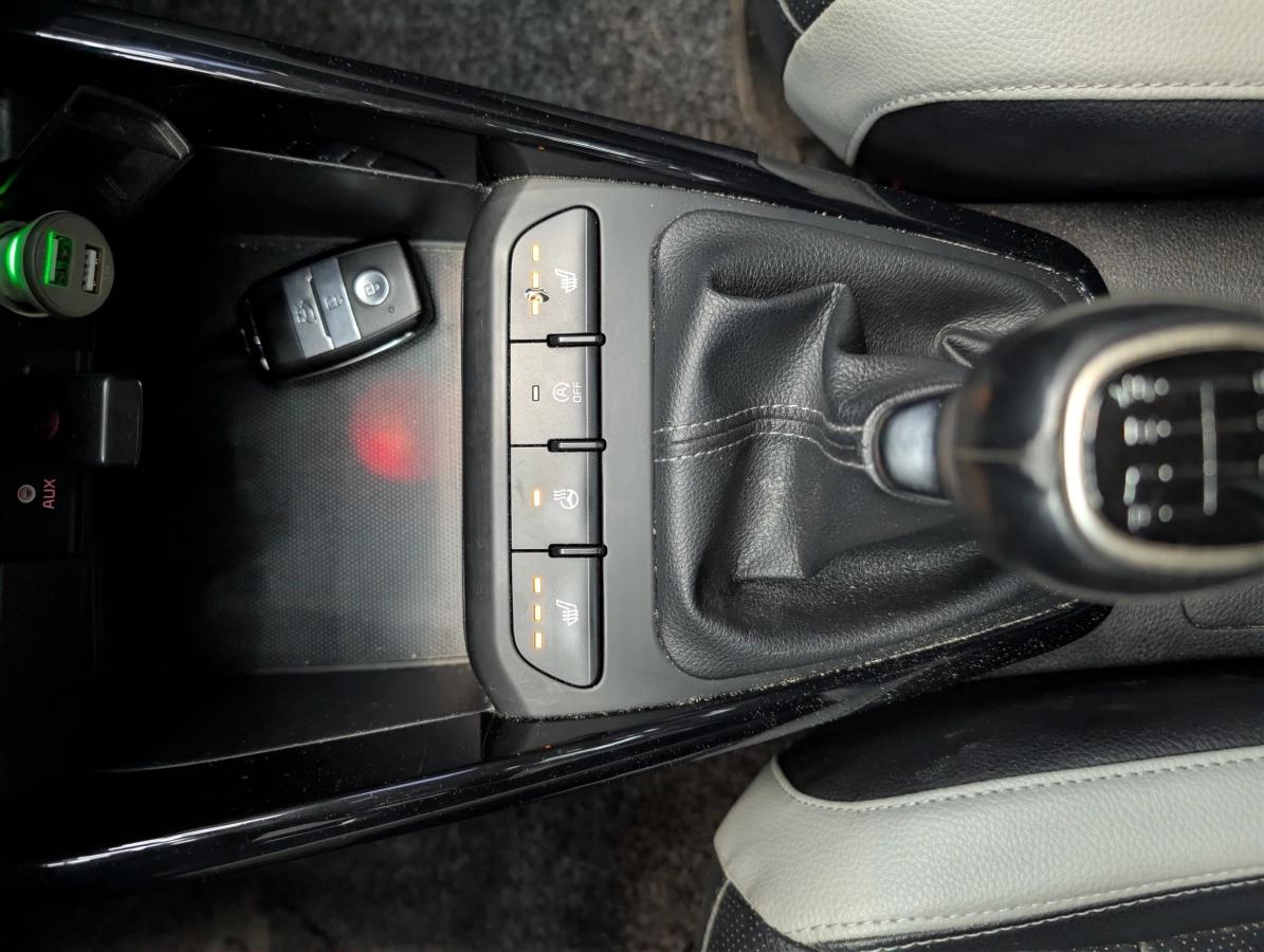 Kia Stonic 1.0 T-GDI 120 PREMIUM ISG