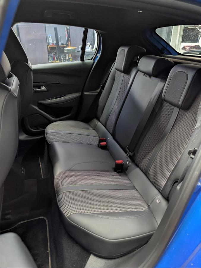 Peugeot 208 GENERATION-II 1.5 BLUEHDI 100 GT LINE START-STOP