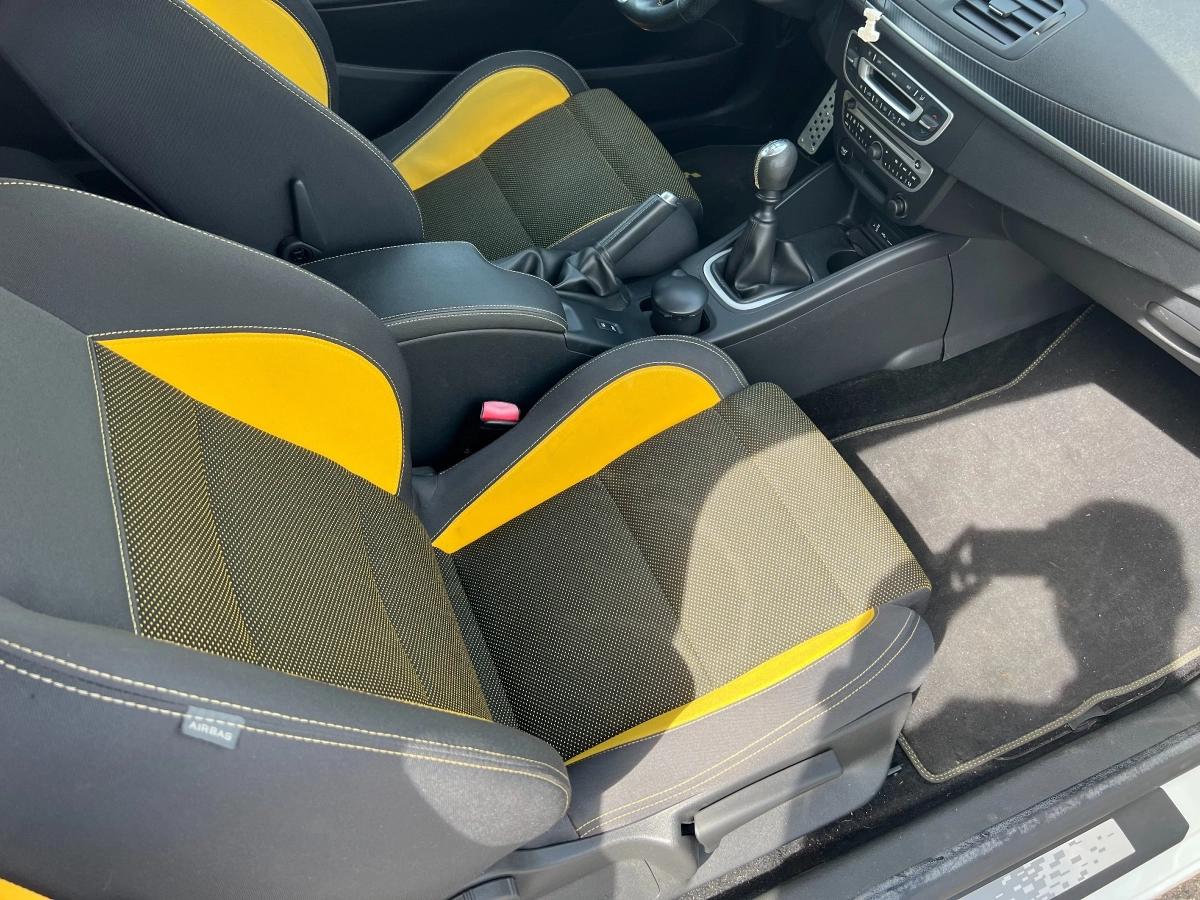 Renault Megane COUPE 2.0 250 RS