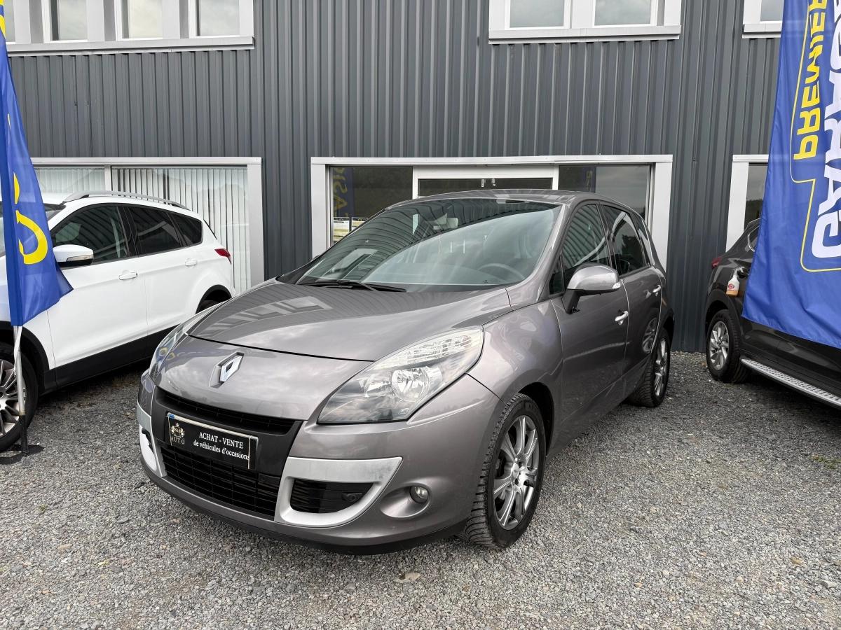 RENAULT Scenic