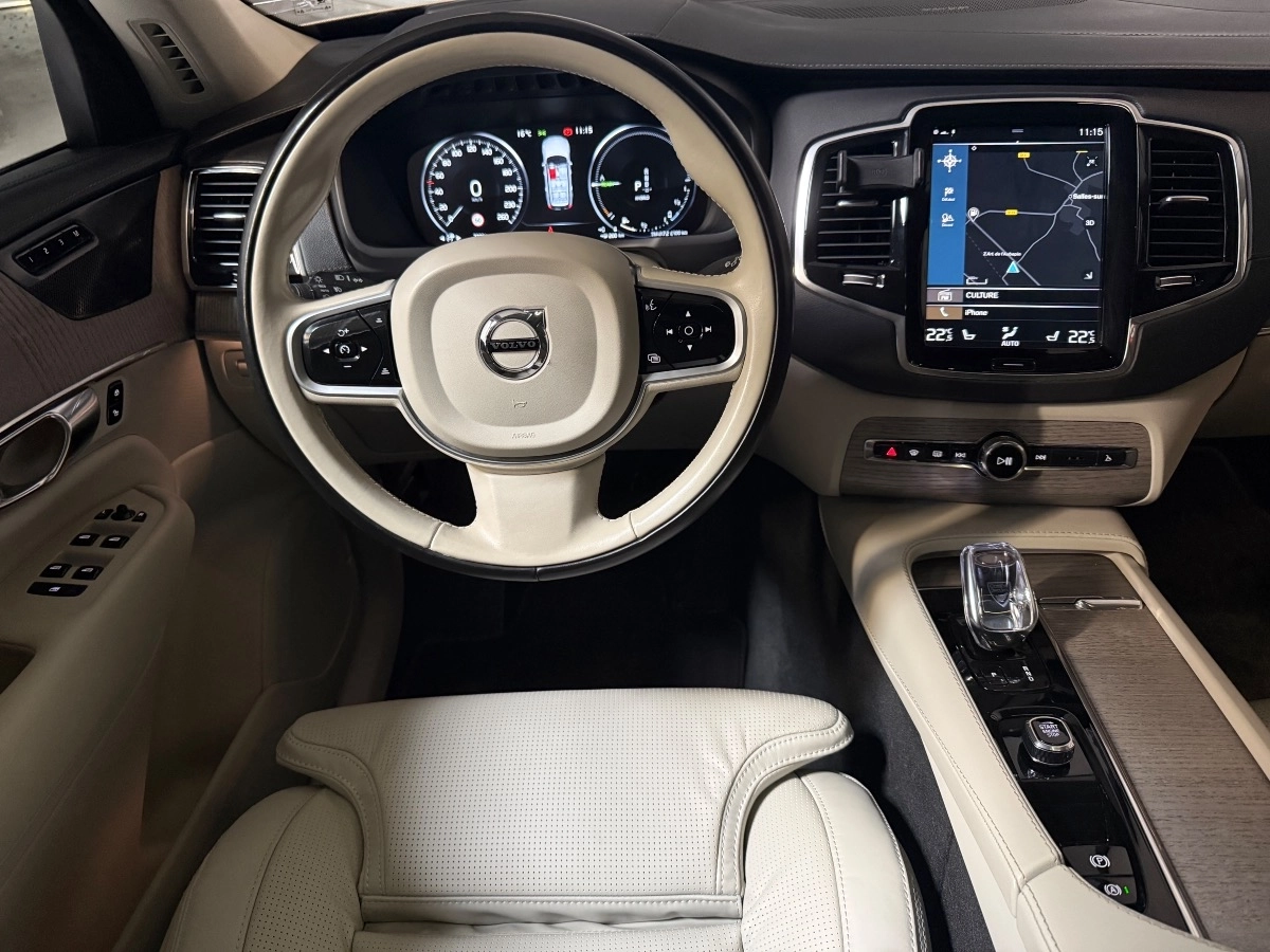 Volvo Xc90 - photo 17