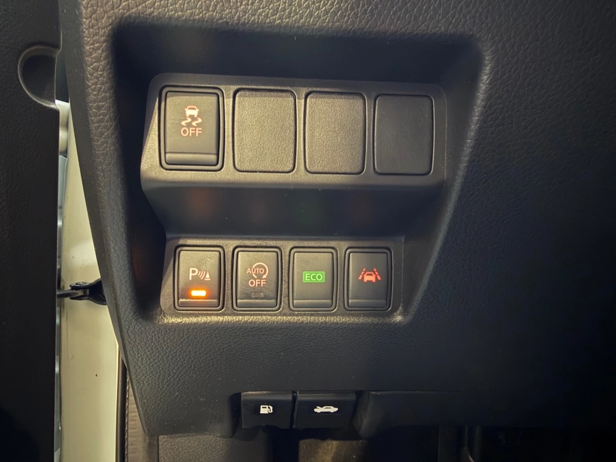 Nissan Qashqai - photo 30