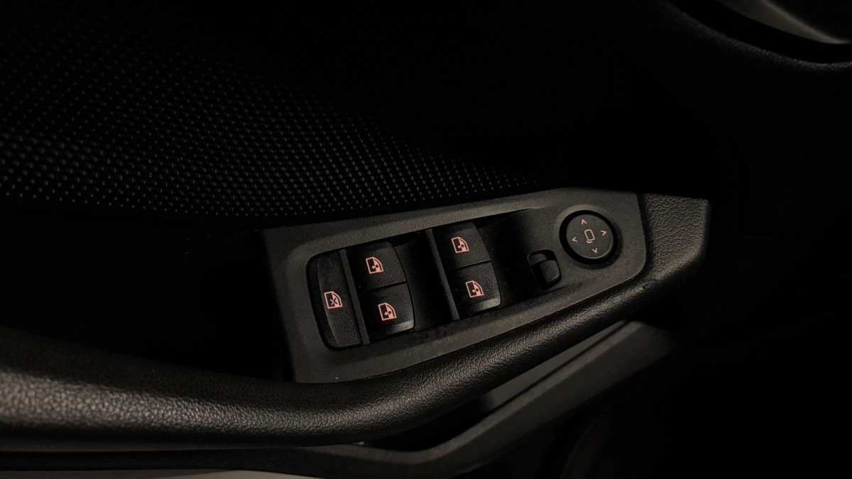 Bmw Serie 2 - photo 25