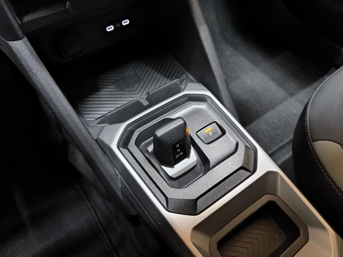 Dacia Duster - photo 13