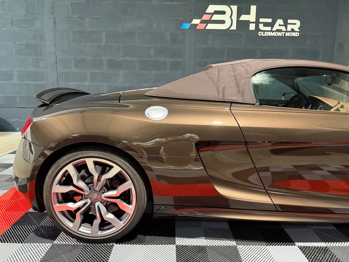 Audi R8 - photo 19