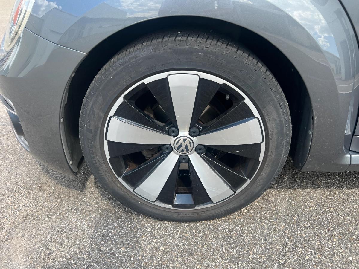 Volkswagen Coccinelle 2.0 TDI 150 BLUEMOTION SPORT