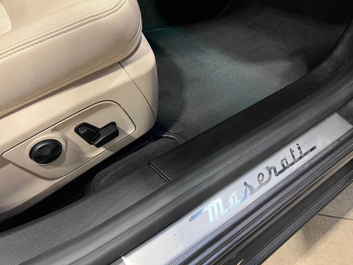 Maserati Ghibli 3.0 330 BVA