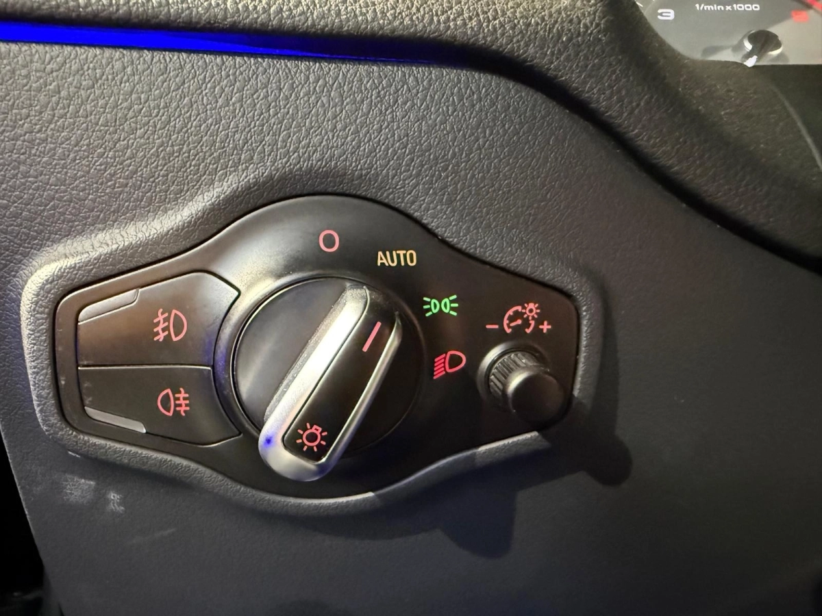 Audi Sq5 - photo 14