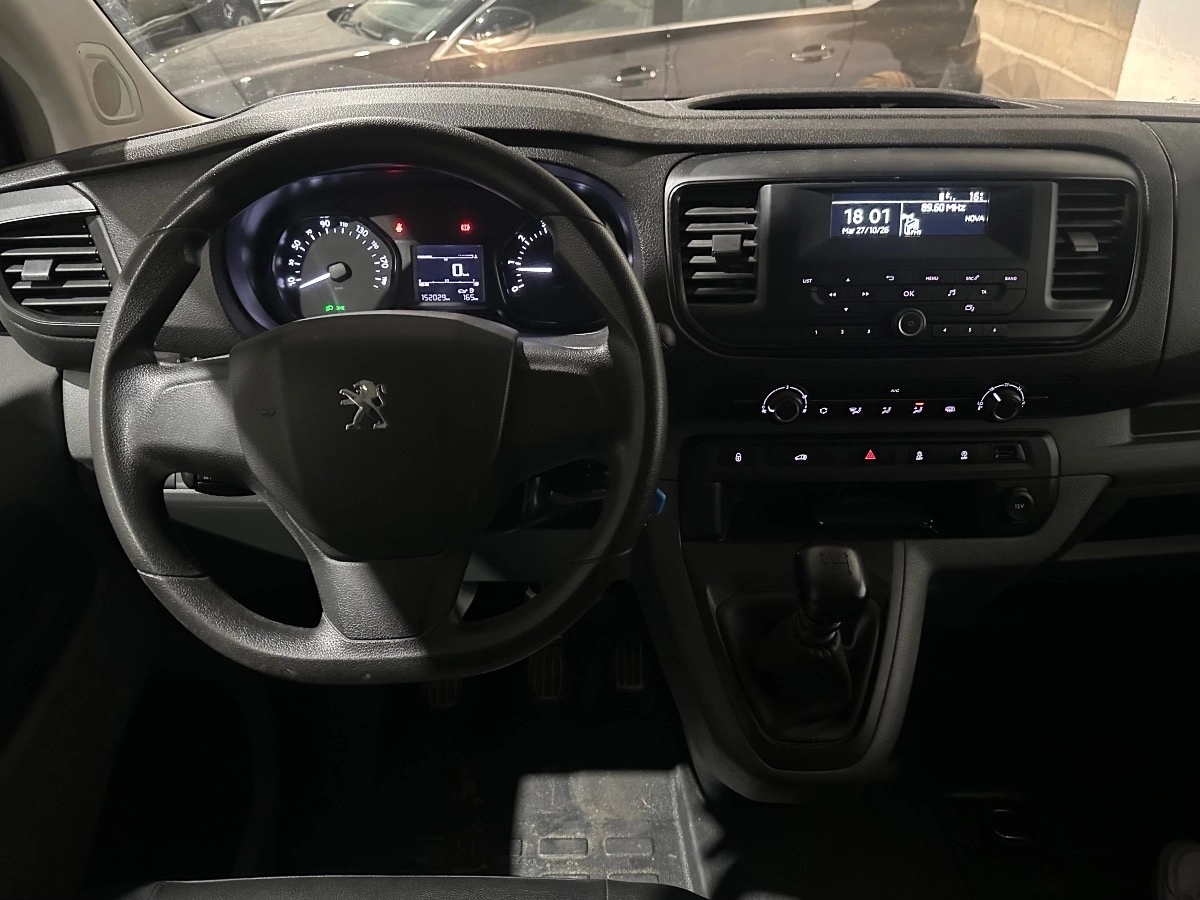 Peugeot Expert Vu - photo 12