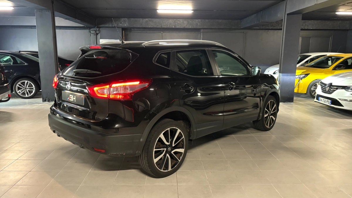 Nissan Qashqai - photo 2