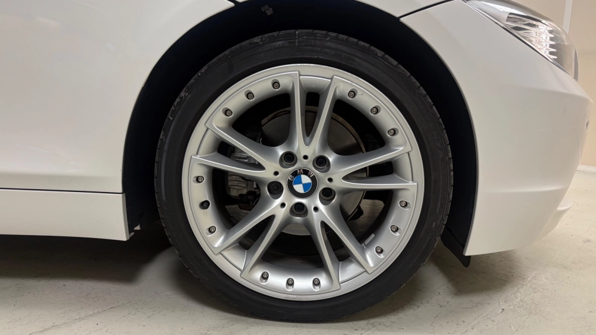Bmw Z4 - photo 12
