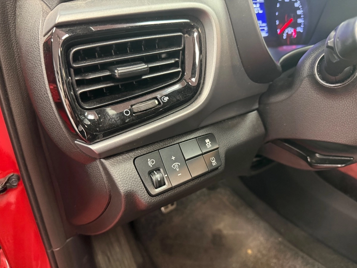 Kia Stonic - photo 15