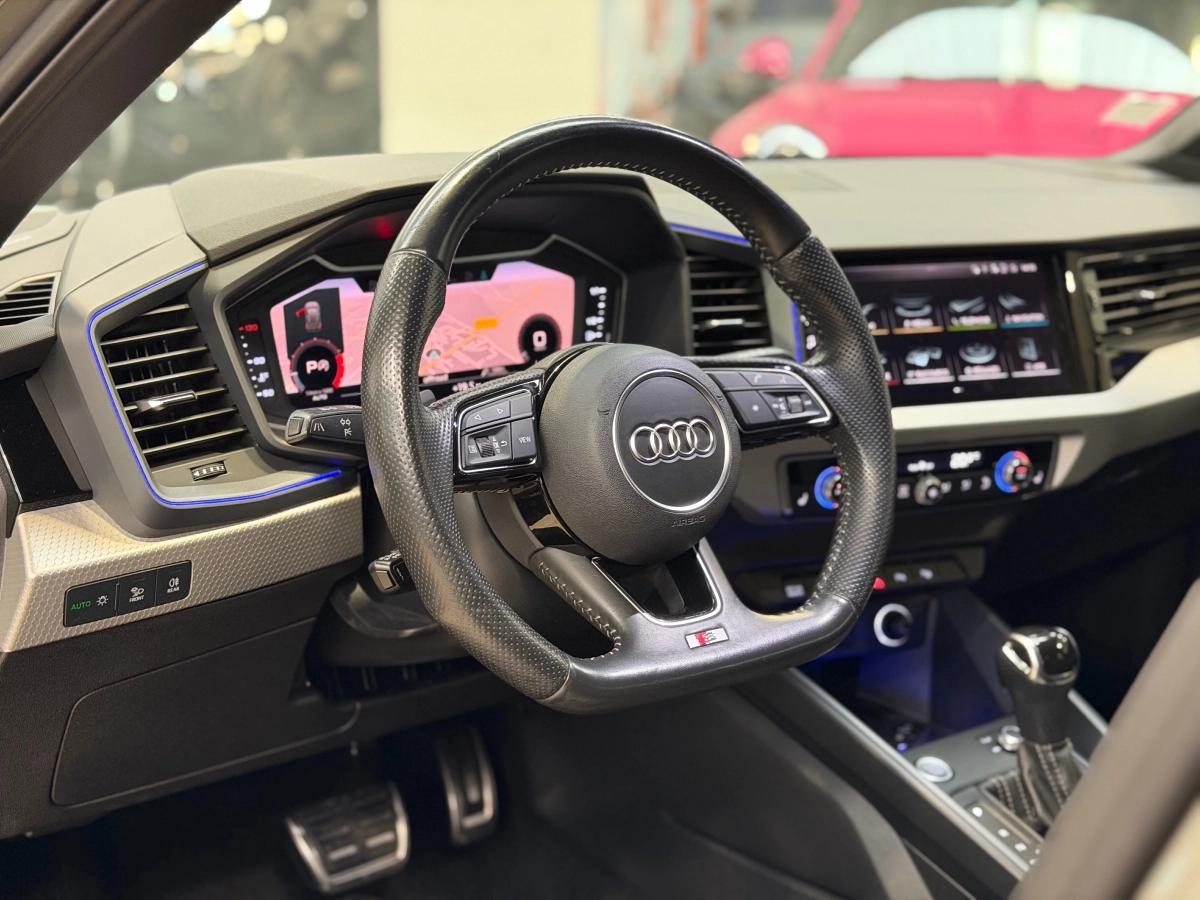 Audi A1 SPORTBACK 2.0 40 TFSI 200 EDITION ONE BVA