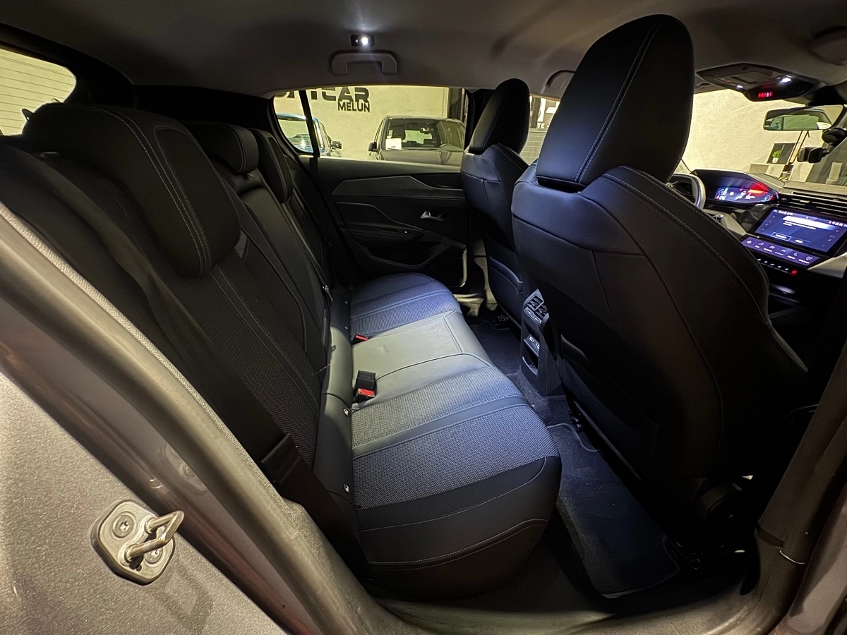 Peugeot 308 - photo 13