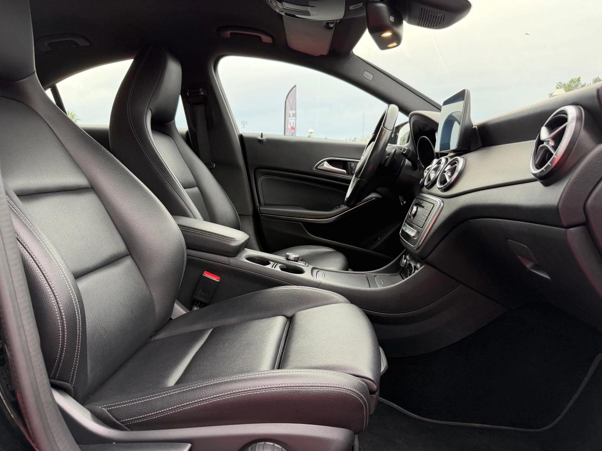 Aperçu indisponible de Mercedes-Benz CLASSE CLA
