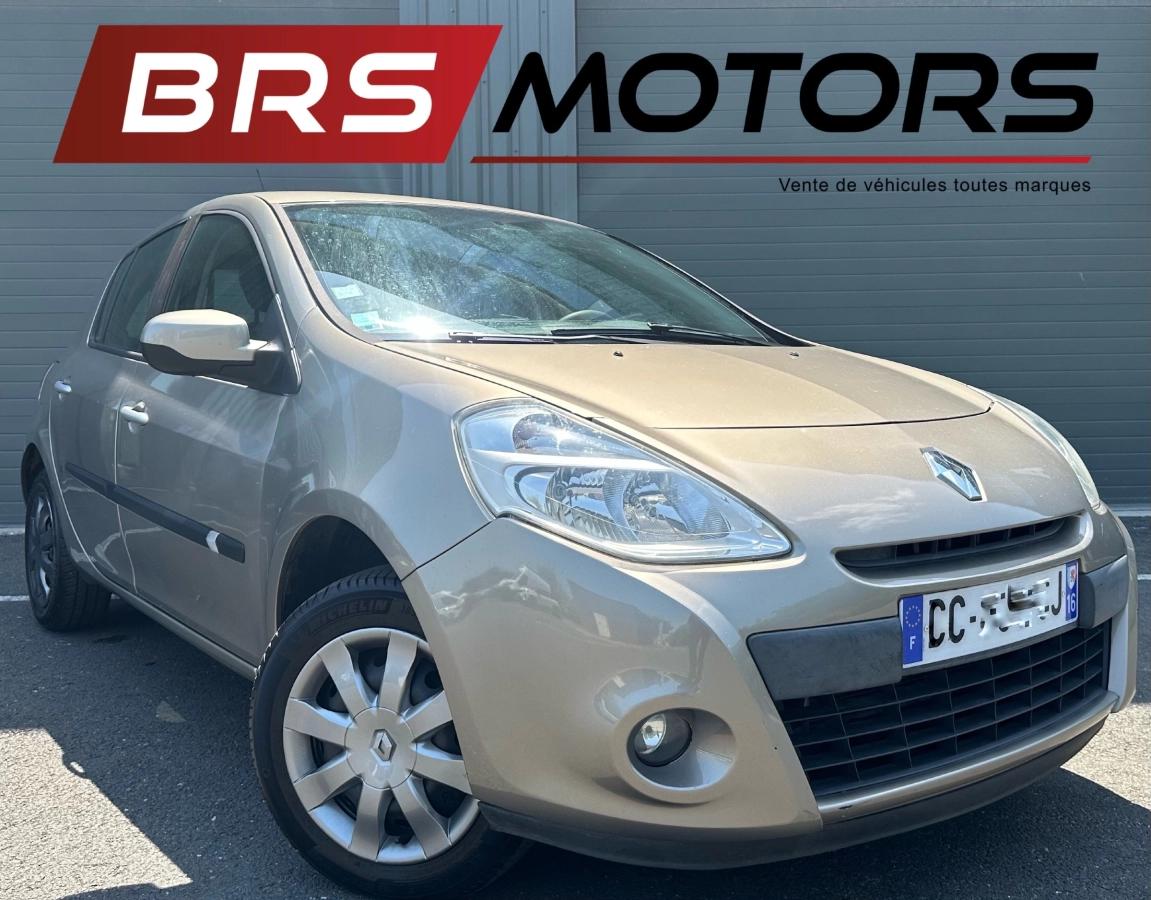 RENAULT Clio