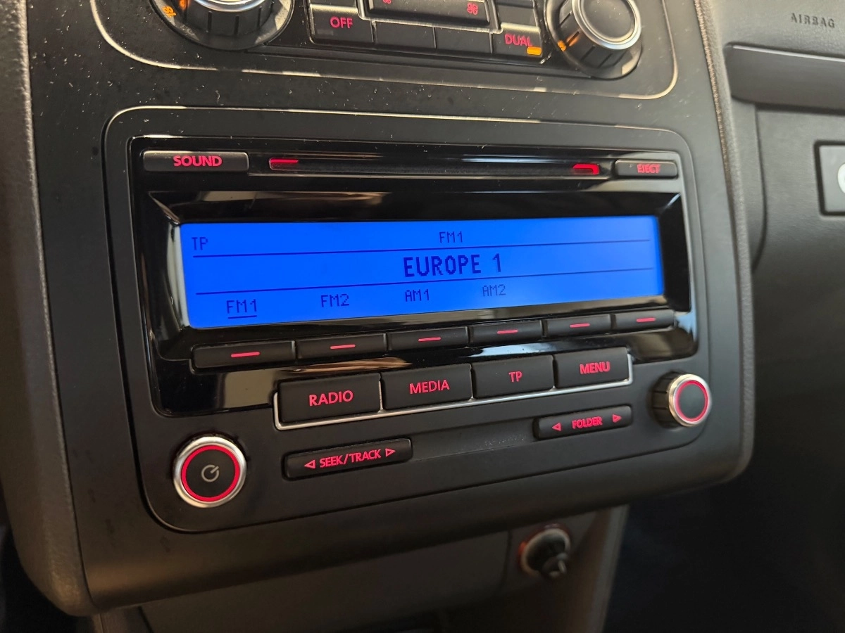 Volkswagen Touran - photo 20