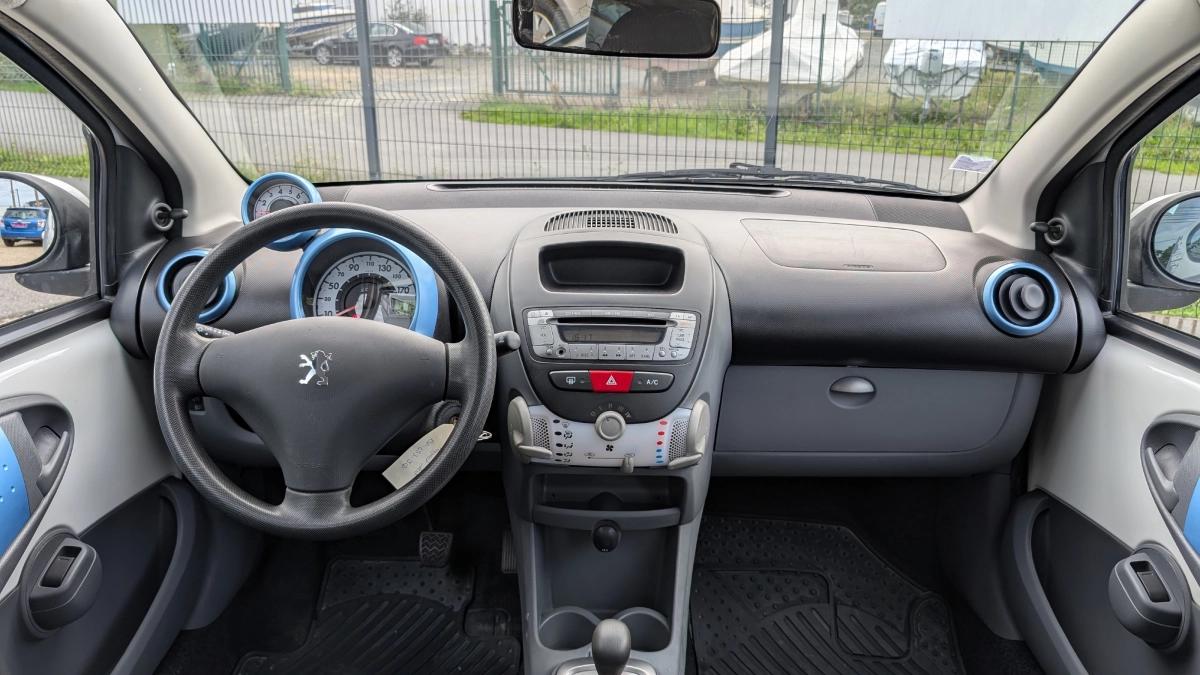 Peugeot 107 1.0 70 URBAN MOVE 2-TRONIC BVA