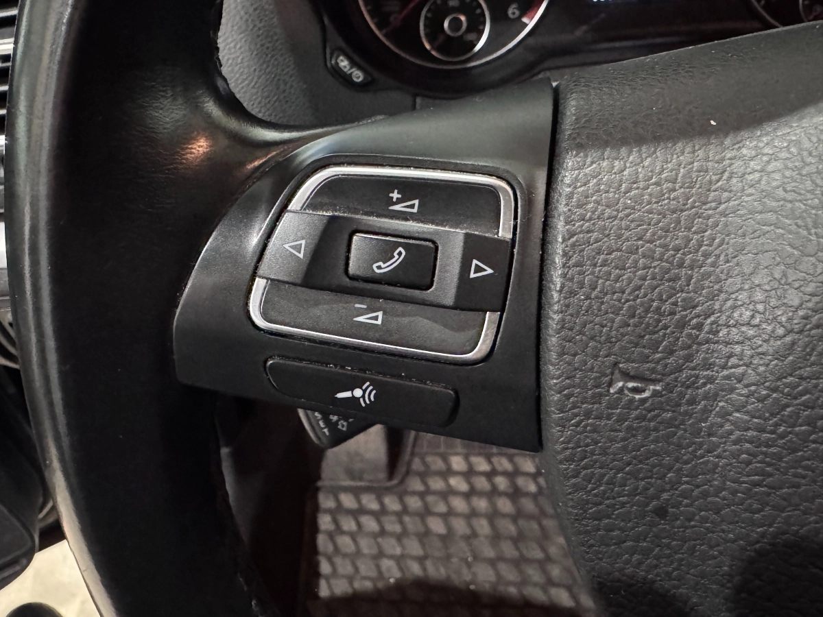 Volkswagen Sharan - photo 14