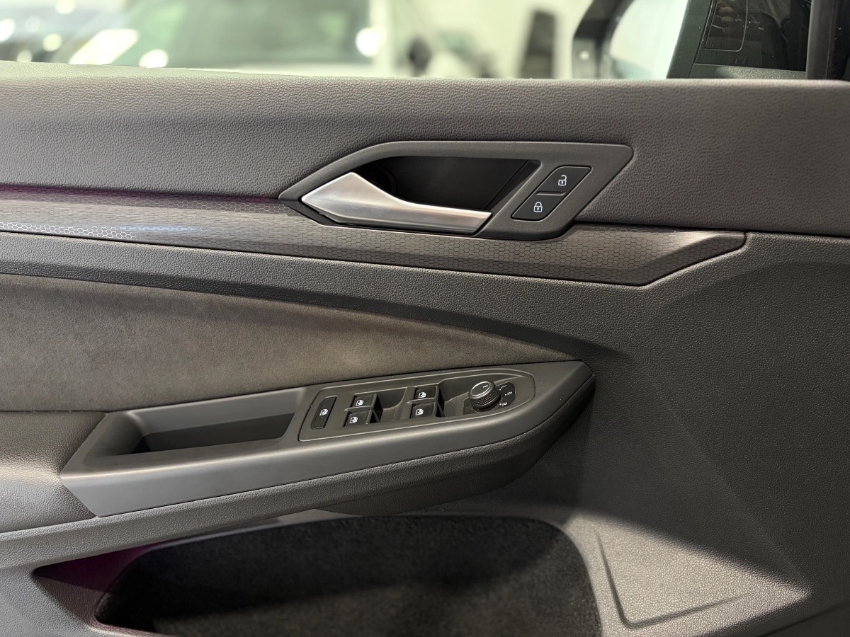 Volkswagen Golf - photo 25
