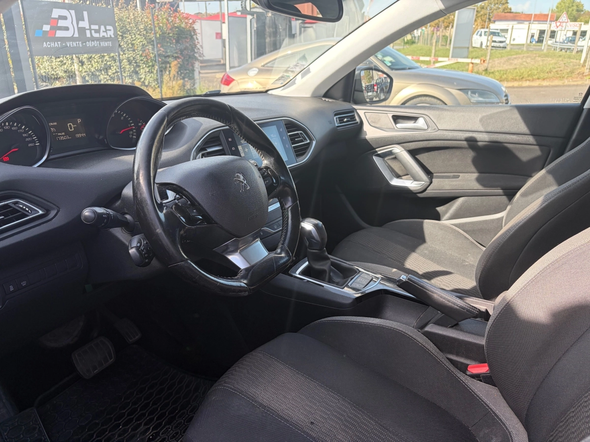 Peugeot 308 - photo 7