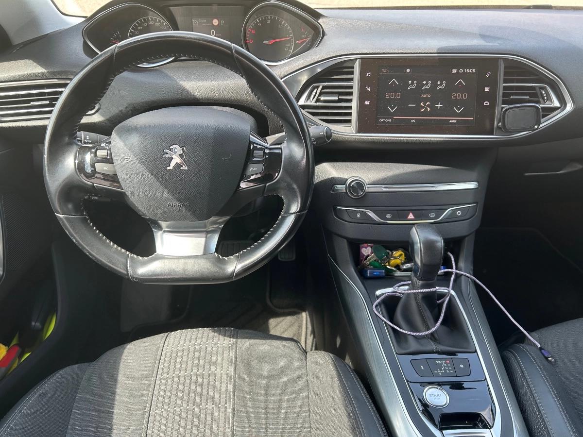 Peugeot 308 GENERATION-II 1.6 BLUEHDI 120 ALLURE