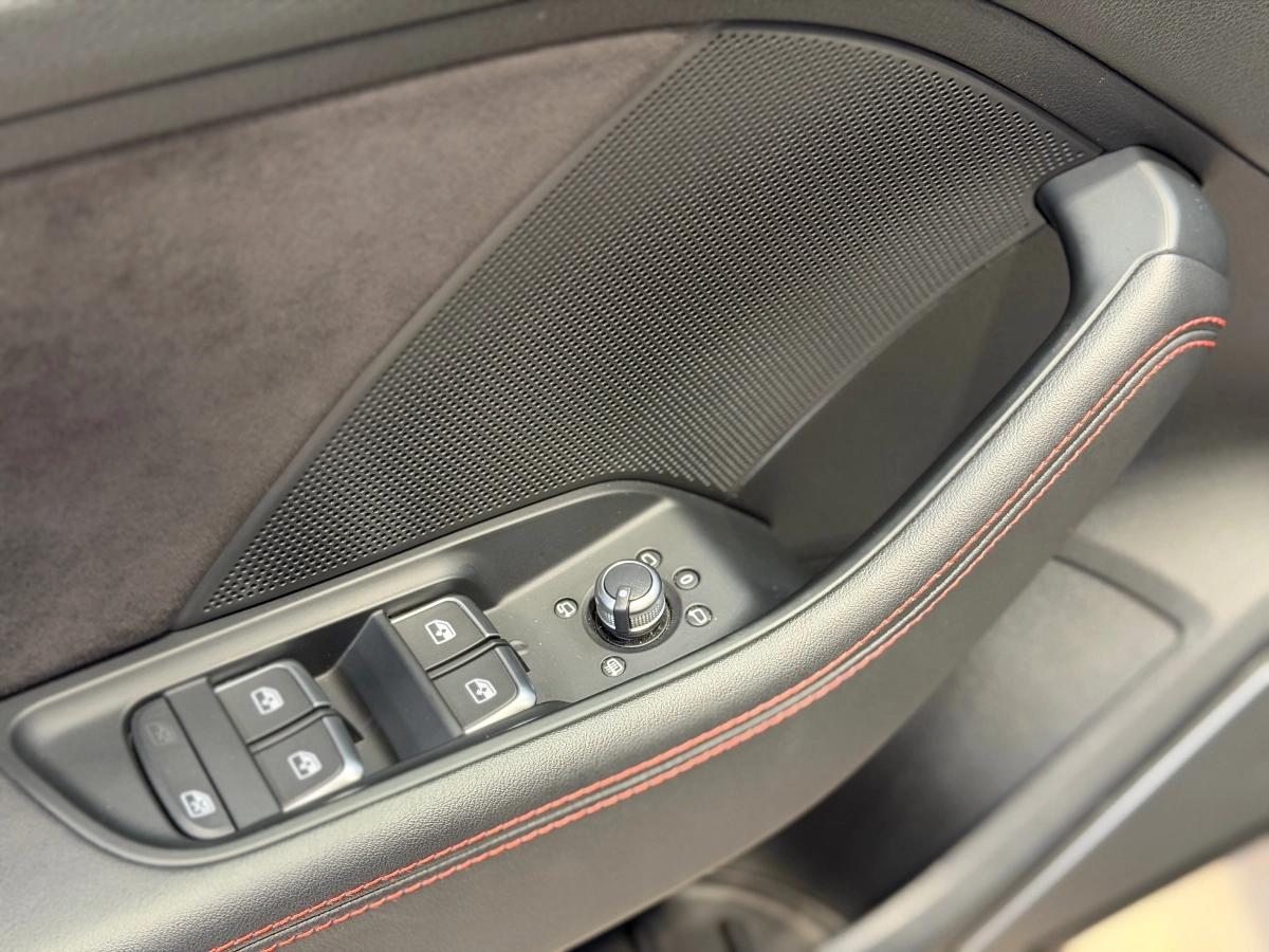 Audi Rs3 SPORTBACK 2.5 TFSI 400 QUATTRO S-TRONIC BVA