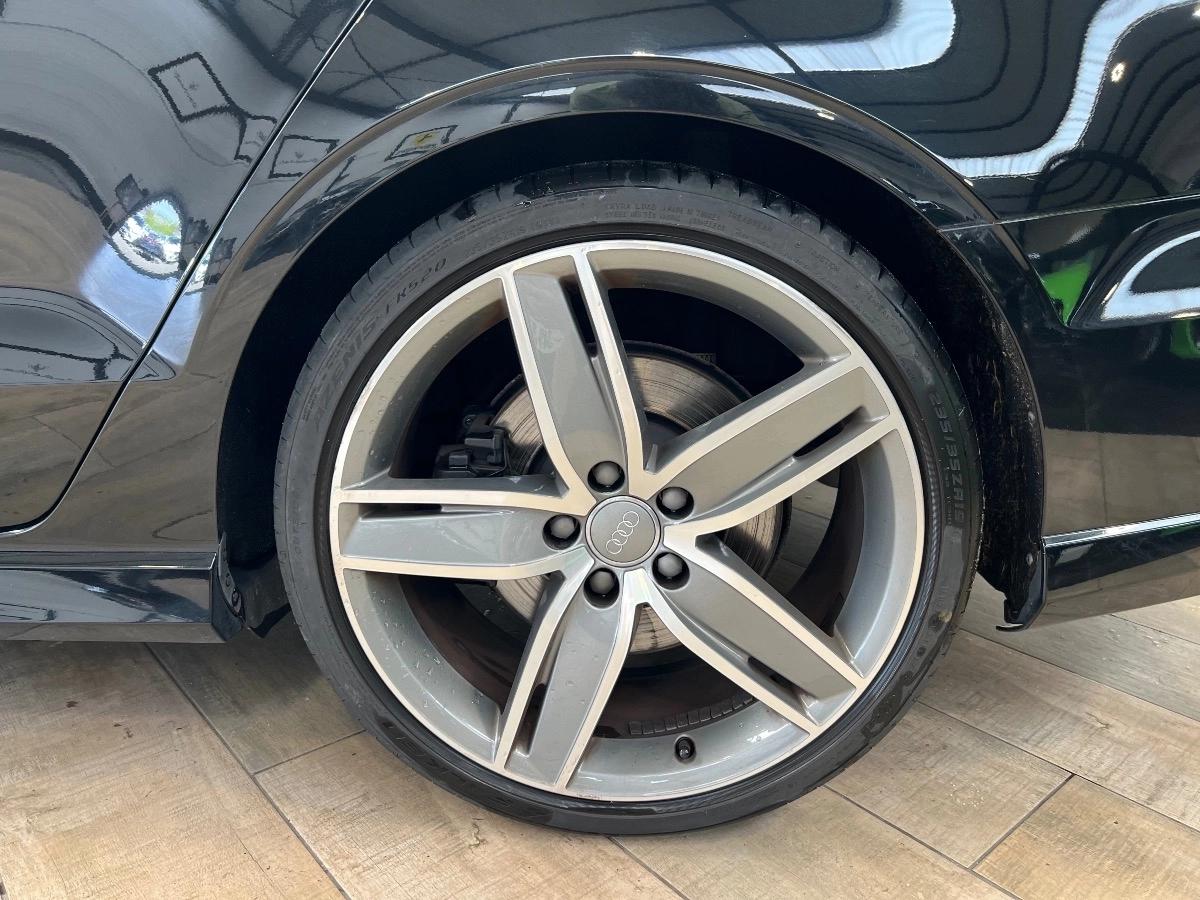 Audi S3 III (2) BERLINE 50 TFSI 300 QUATTRO S-TRONIC 7