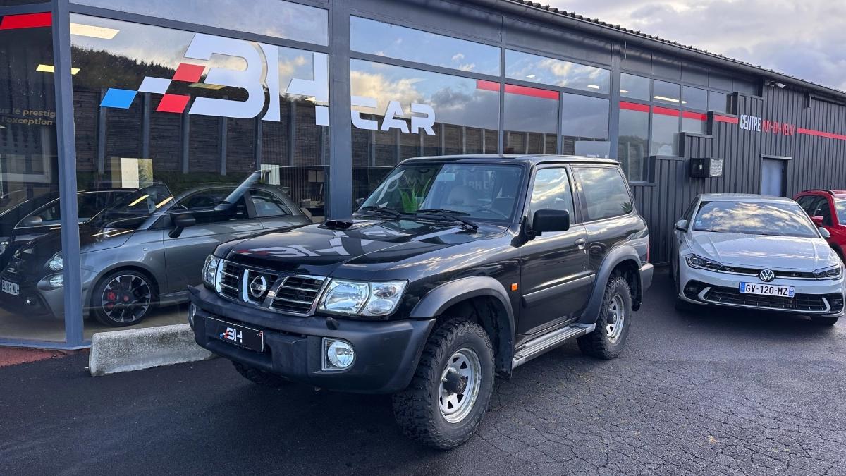 Image: Nissan Patrol GR 3.0L DI 160 4WD (Carnet complet)