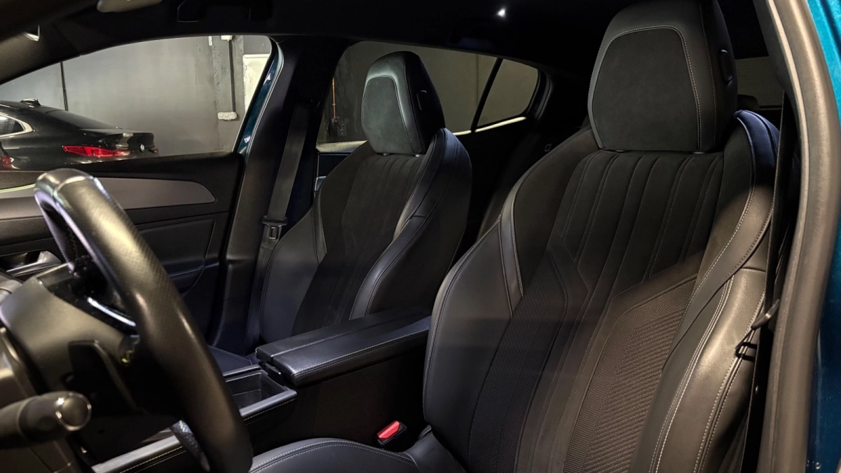 Peugeot 408 - photo 15